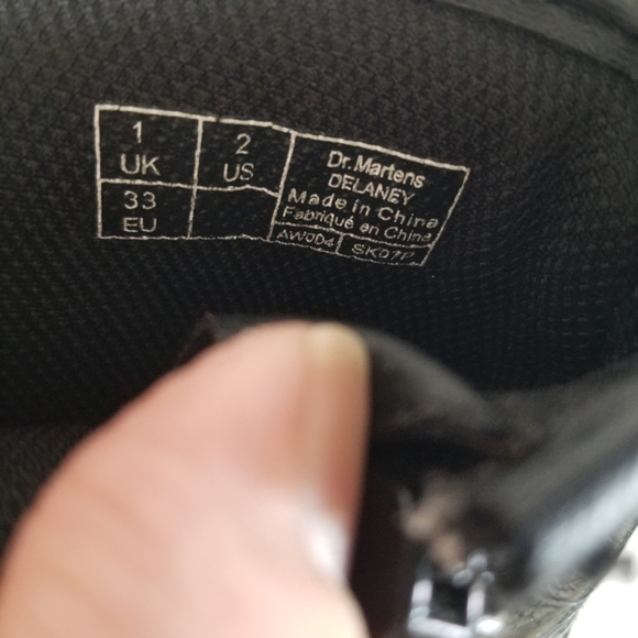 Dr. Martens | 1460 Junior Delaney Boots - Picture 9 of 9